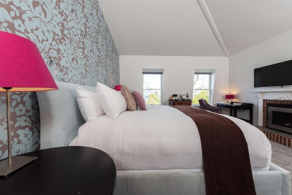 Relais Chateaux Camden Harbour Inn image 5